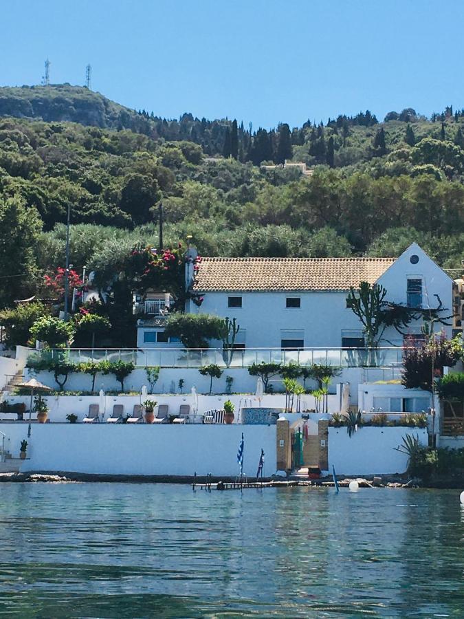 Villa Evita Mesongí Eksteriør bilde